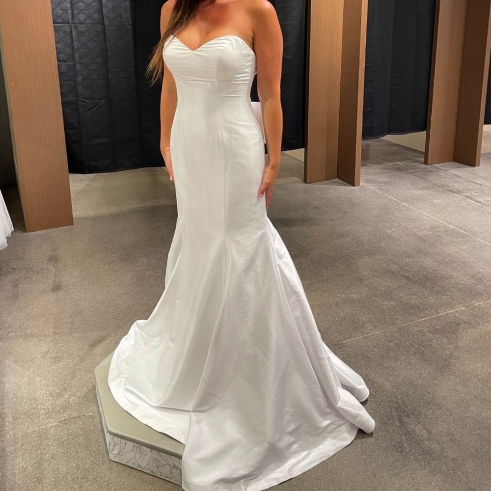 Essense of australia wedding dress